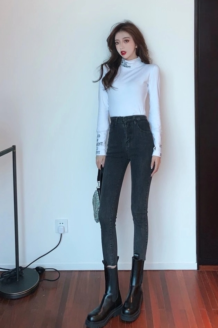 模特小美