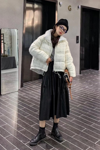 宝六 外套拍摄 妮子外套拍摄 羽绒服拍摄 棉服拍摄拍照 冬装外套拍摄