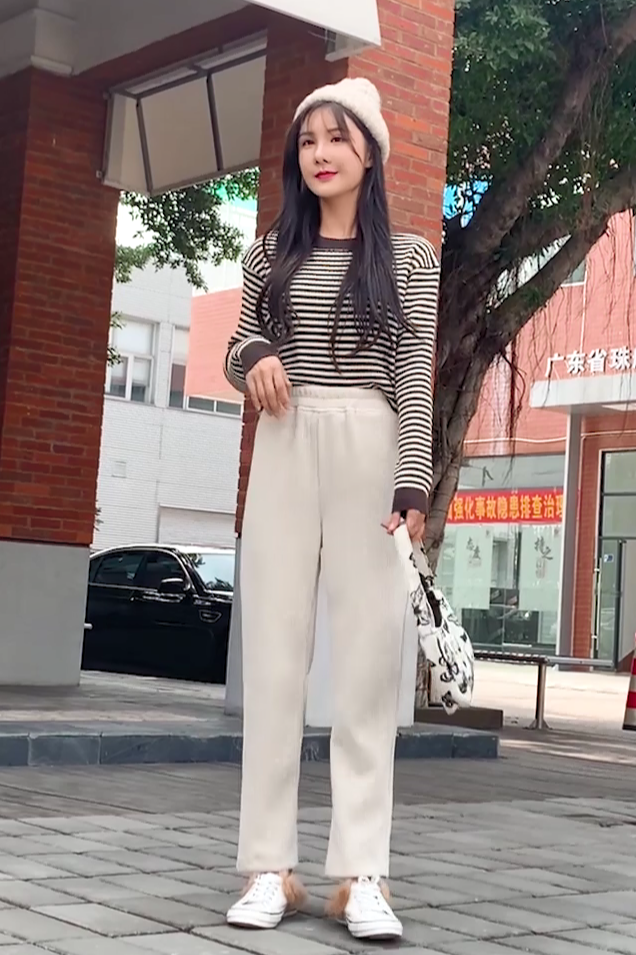 玲玲裤子随录视频