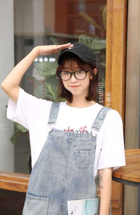 小忆眼镜拍摄