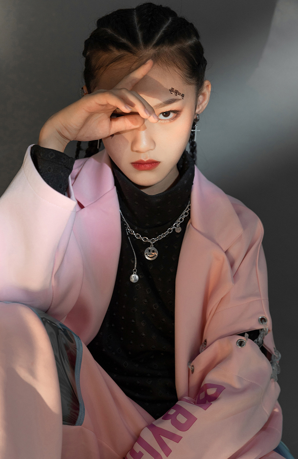 女童 伊娃