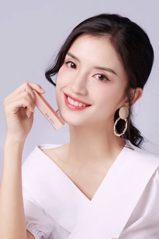 模特羊咩咩
