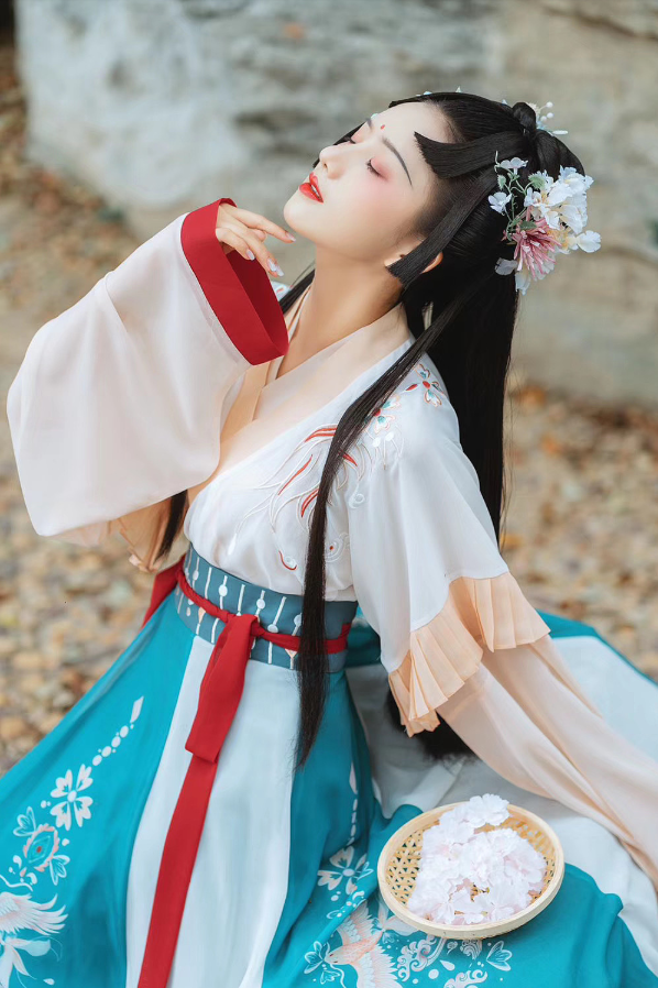 汉服唐装古装古代旗袍衣服连衣裙拍摄模特拍摄