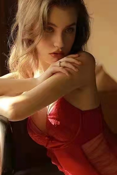 外模ALICJA