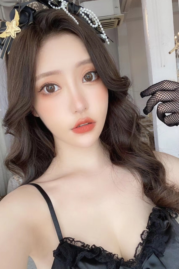 模特喵喵 