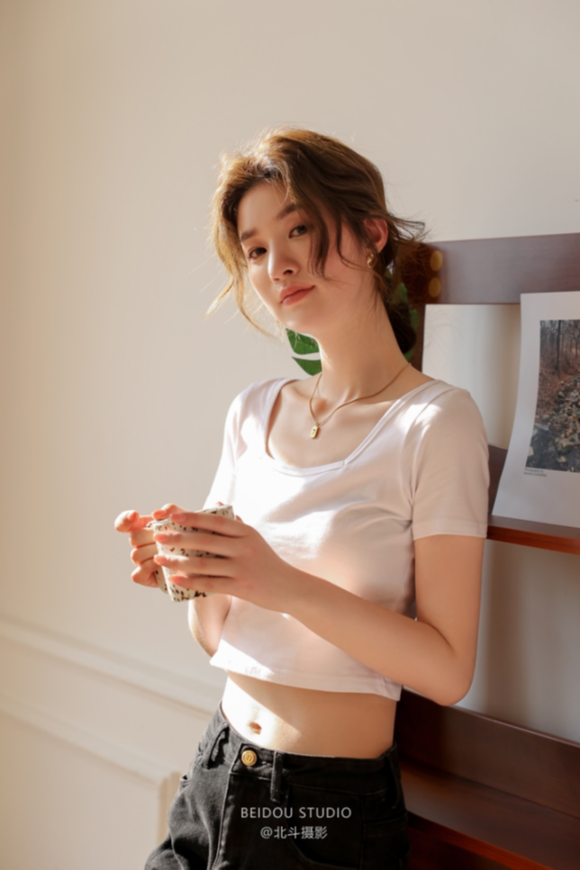 悄悄短袖拍摄 女装拍摄案例｜广州电商摄影