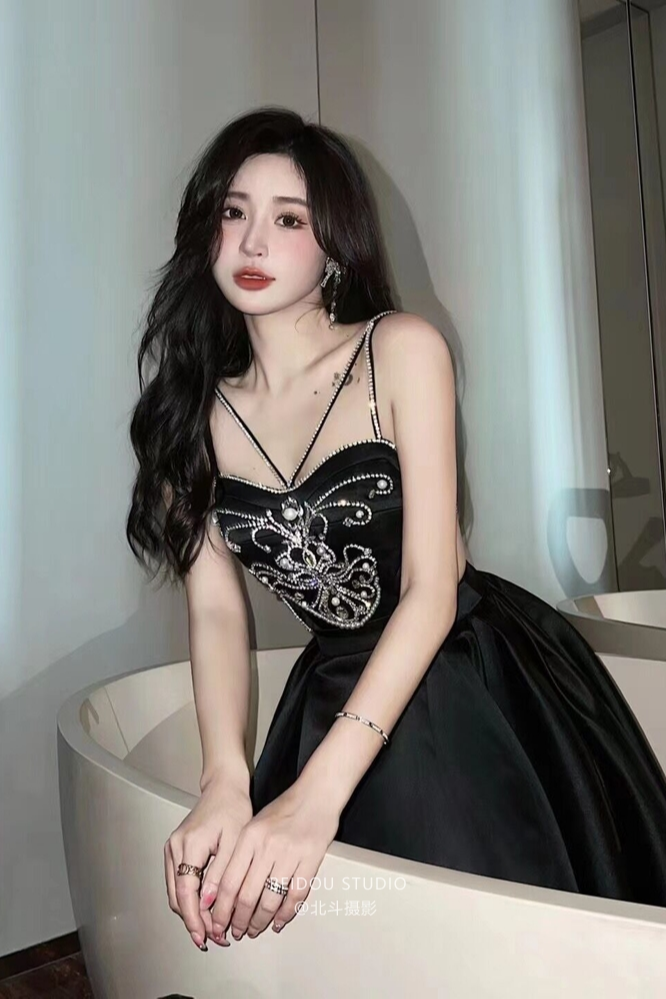 丘丘 裙子拍摄 女装拍摄案例｜广州电商摄影