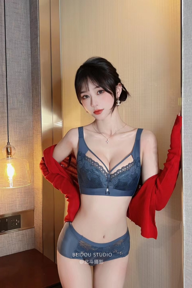 舒羊 内衣拍摄 