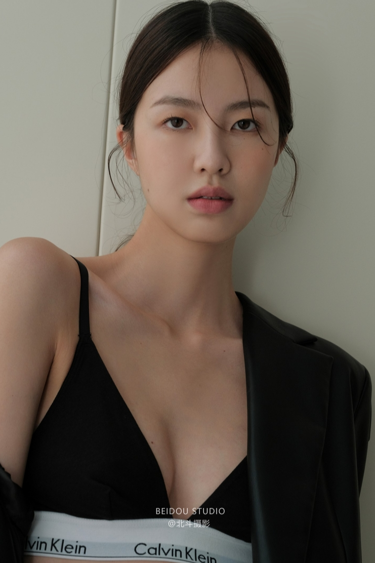es模特邸梦颖--175h 国内女模案例｜广州电商摄影