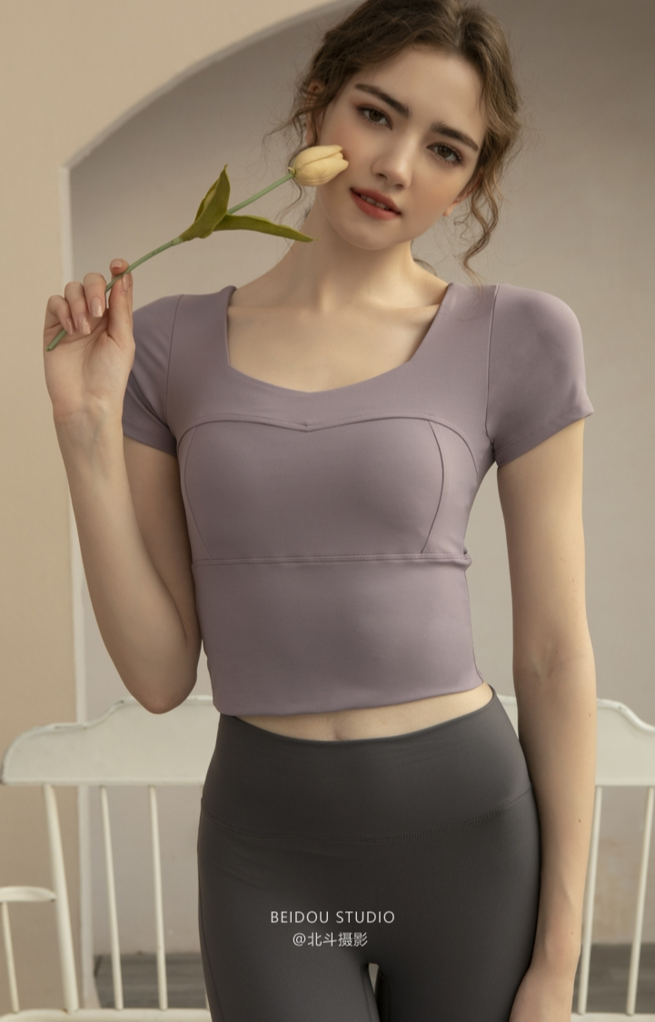 模特茵娜拍摄  健身服拍摄  瑜伽服拍摄 