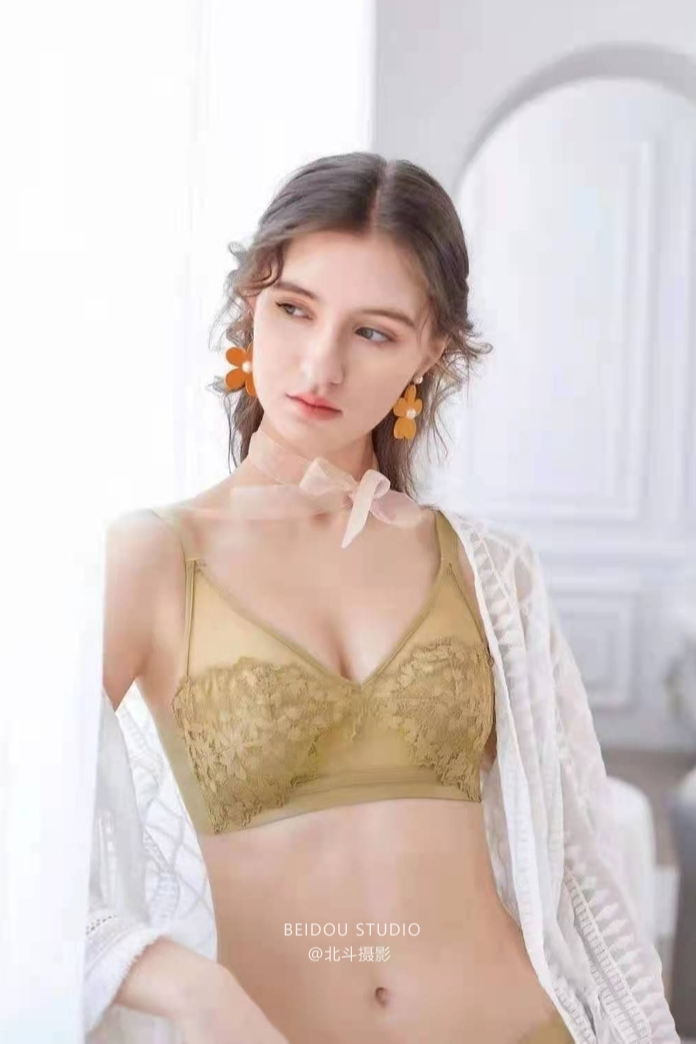 模特ANNA 