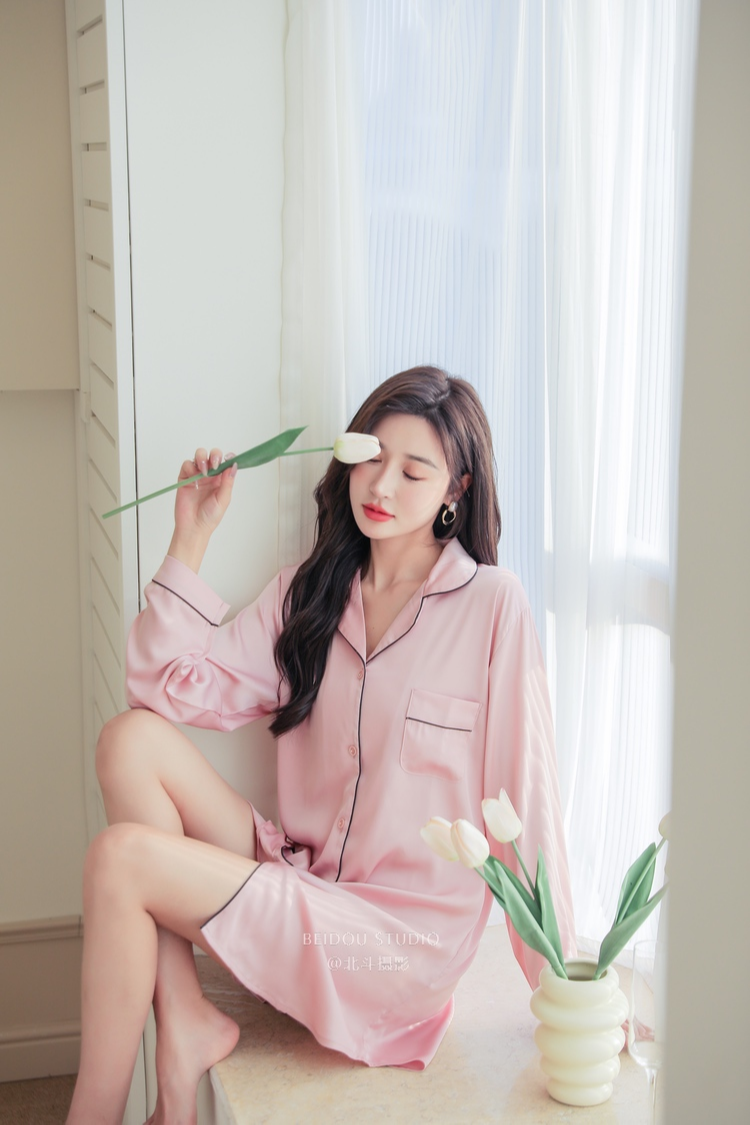 模特丘丘拍摄  睡衣拍摄 家居服拍照