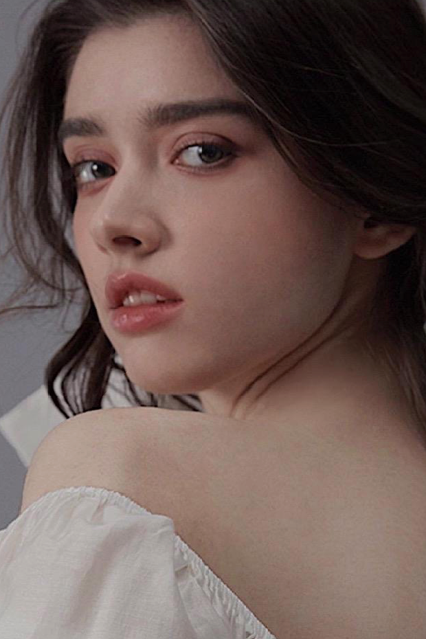 模特 DIGI 达莎