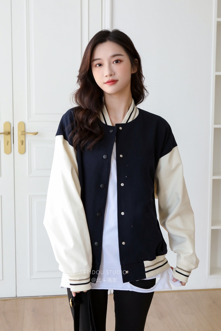 模特小咪 外套拍摄 棒球服拍摄
