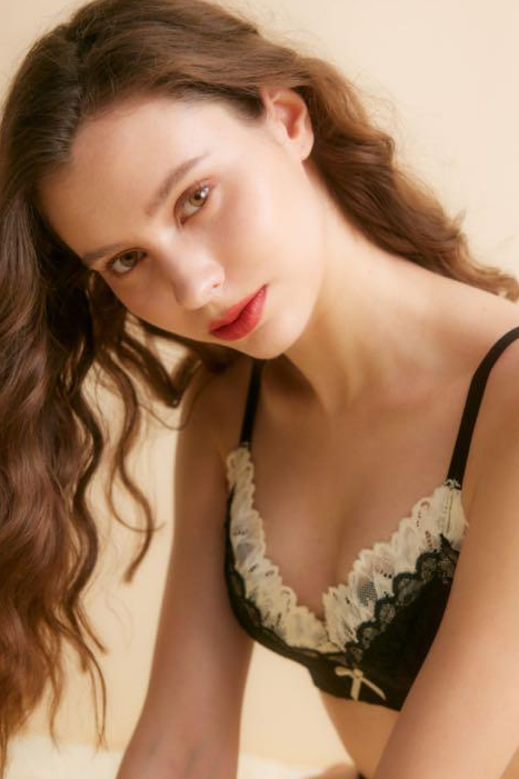 模特VIVI 泳衣拍摄