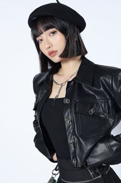 模特大鹰