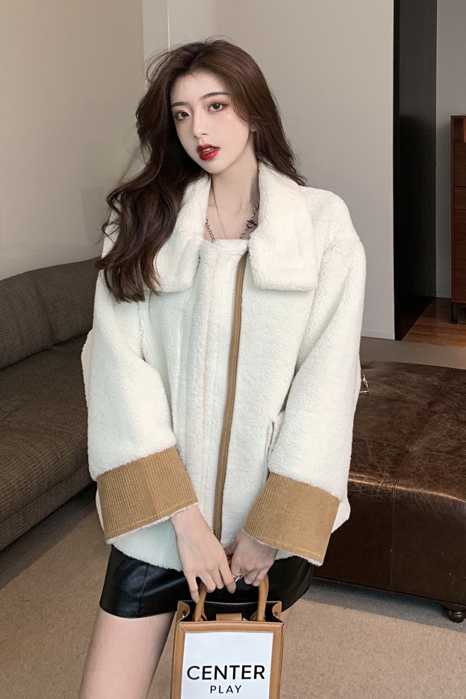 模特小美 网红风  拼色羊羔绒外套女装