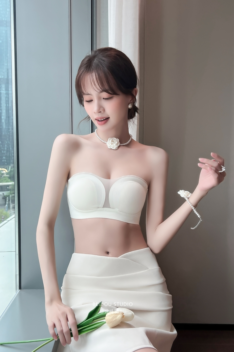 模特小七 内衣拍摄