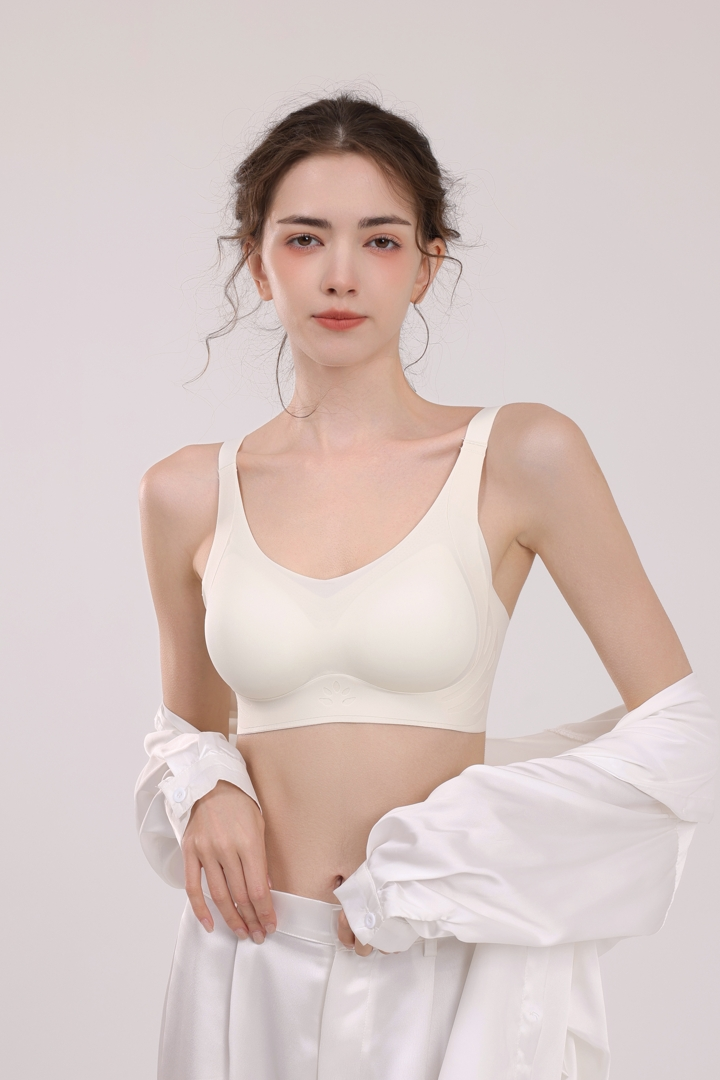 模特inna 内衣拍摄