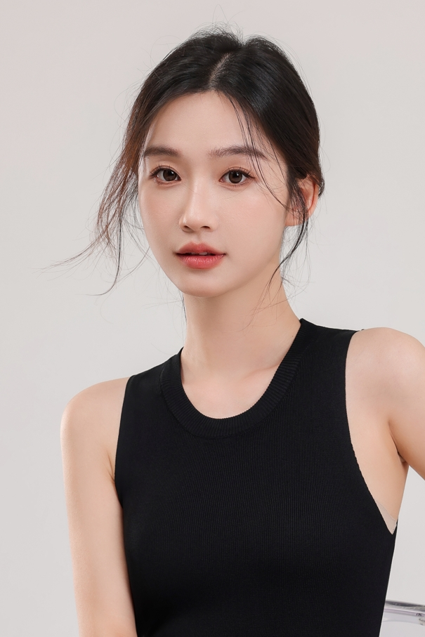 模特小咪 背心拍摄