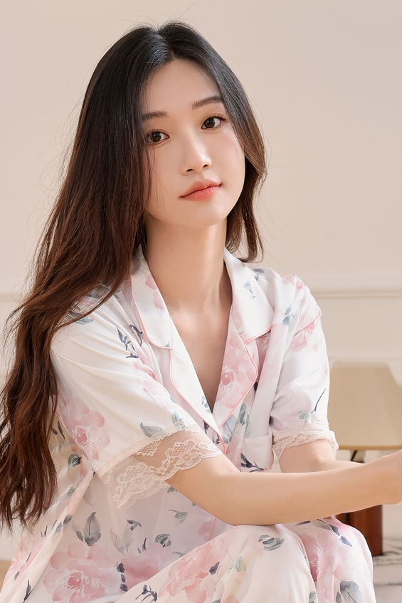 模特小咪 家居服拍摄案例｜广州电商摄影