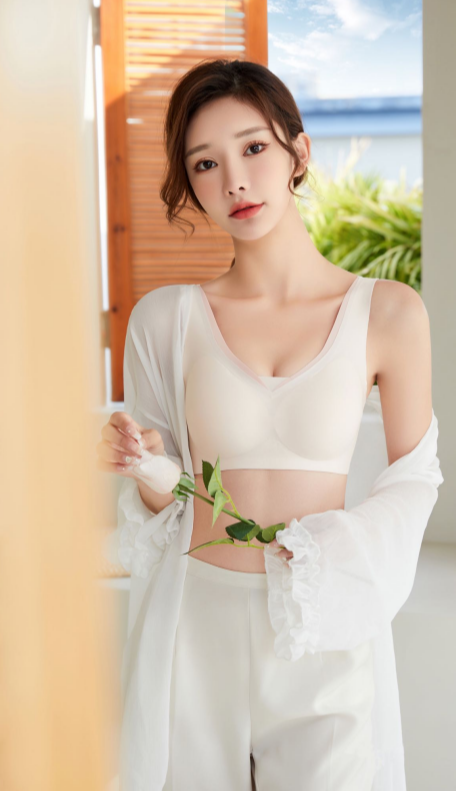 模特小七