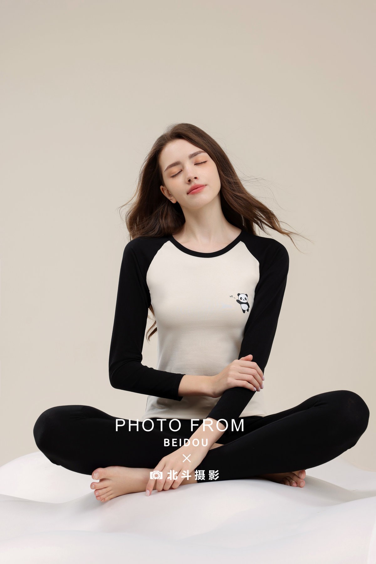 广州保暖内衣摄影｜外模保暖套装棚拍｜北斗摄影-内衣拍摄-广州北斗摄影公司-第2张