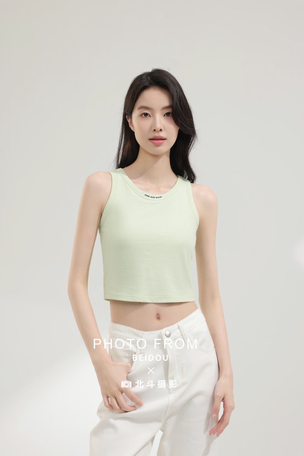 广州女装摄影｜薄荷绿短背心白棚｜北斗摄影 女装拍摄案例｜广州电商摄影