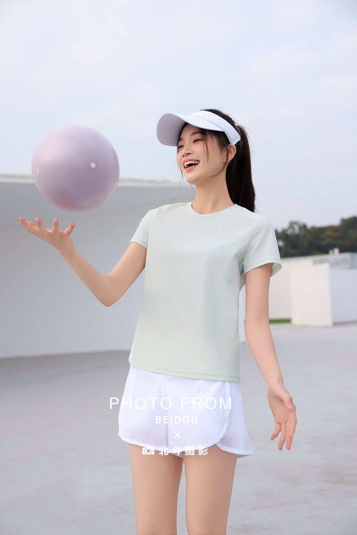 广州运动服摄影｜薄荷绿运动T短裤基地｜北斗摄影-运动瑜伽-广州北斗摄影公司-第1张
