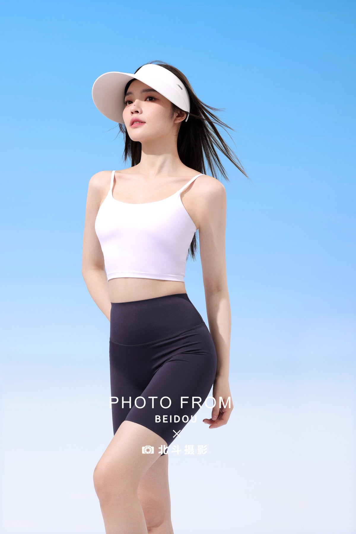 广州瑜伽服摄影｜吊带+骑行裤白棚｜北斗摄影-运动瑜伽-广州北斗摄影公司-第1张