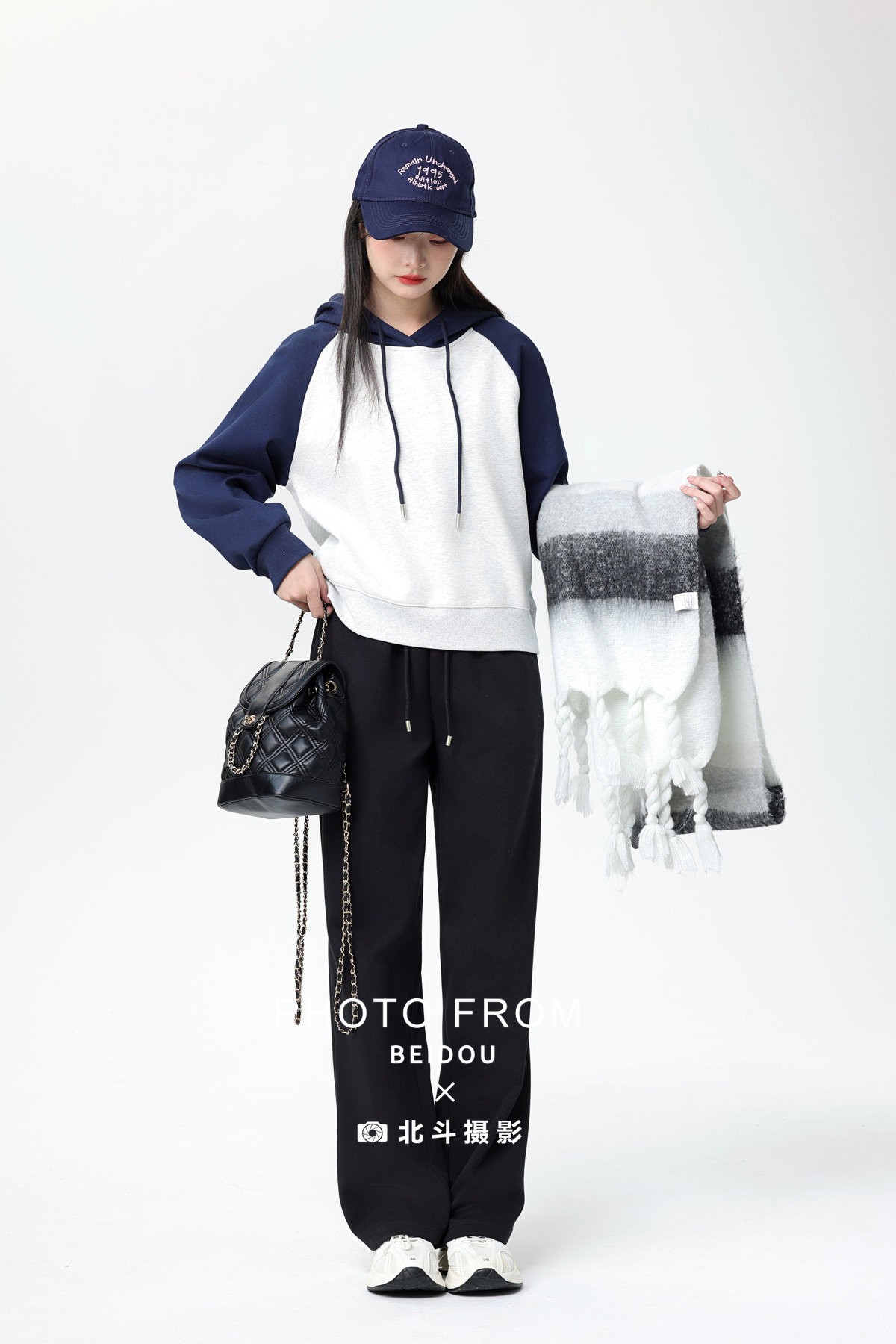 广州女装摄影案例｜2024-06-24上身组图｜北斗摄影-女装拍摄-广州北斗摄影公司-第2张