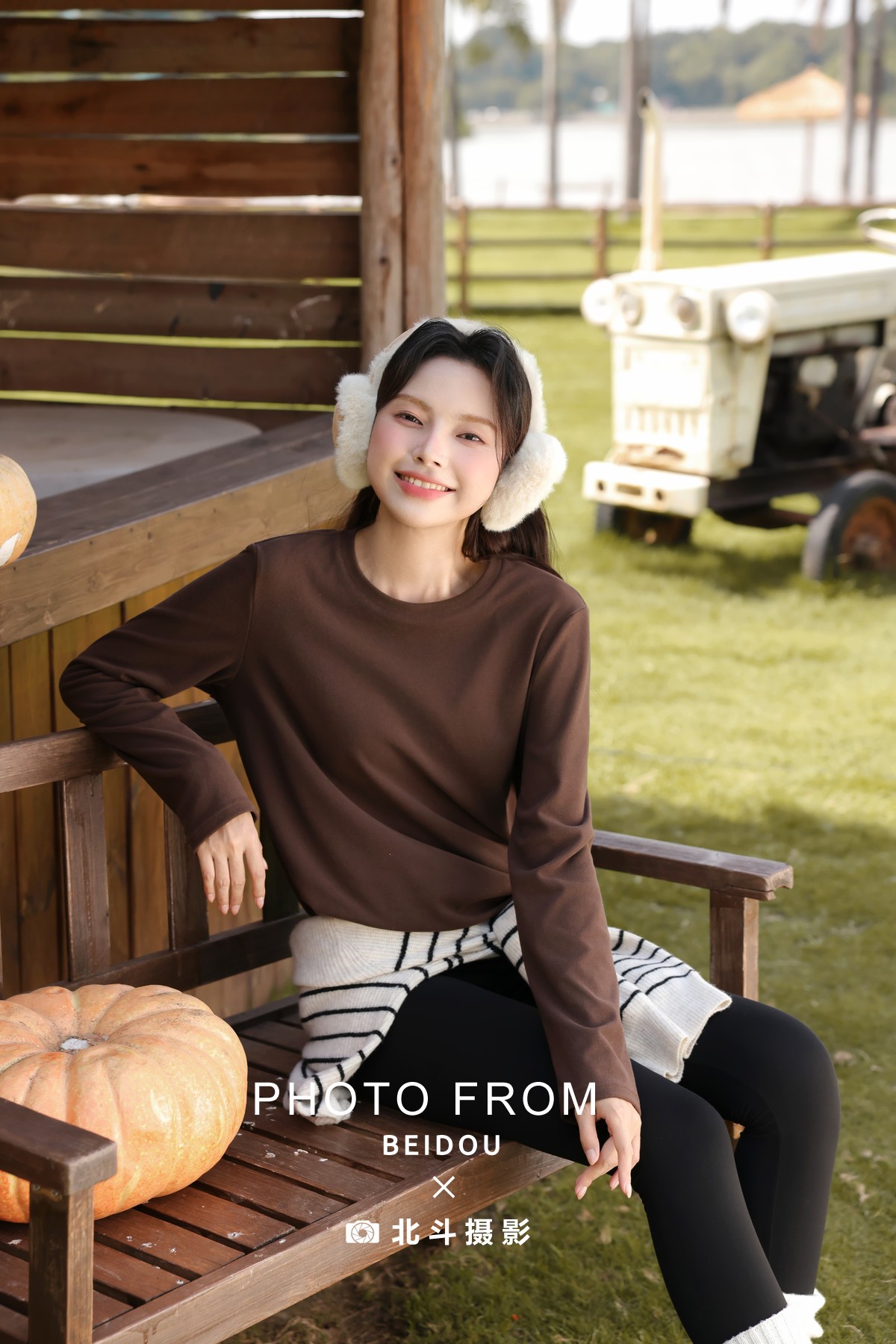 模特惠惠真维斯羽绒服外景-女装拍摄-广州北斗摄影公司-第13张