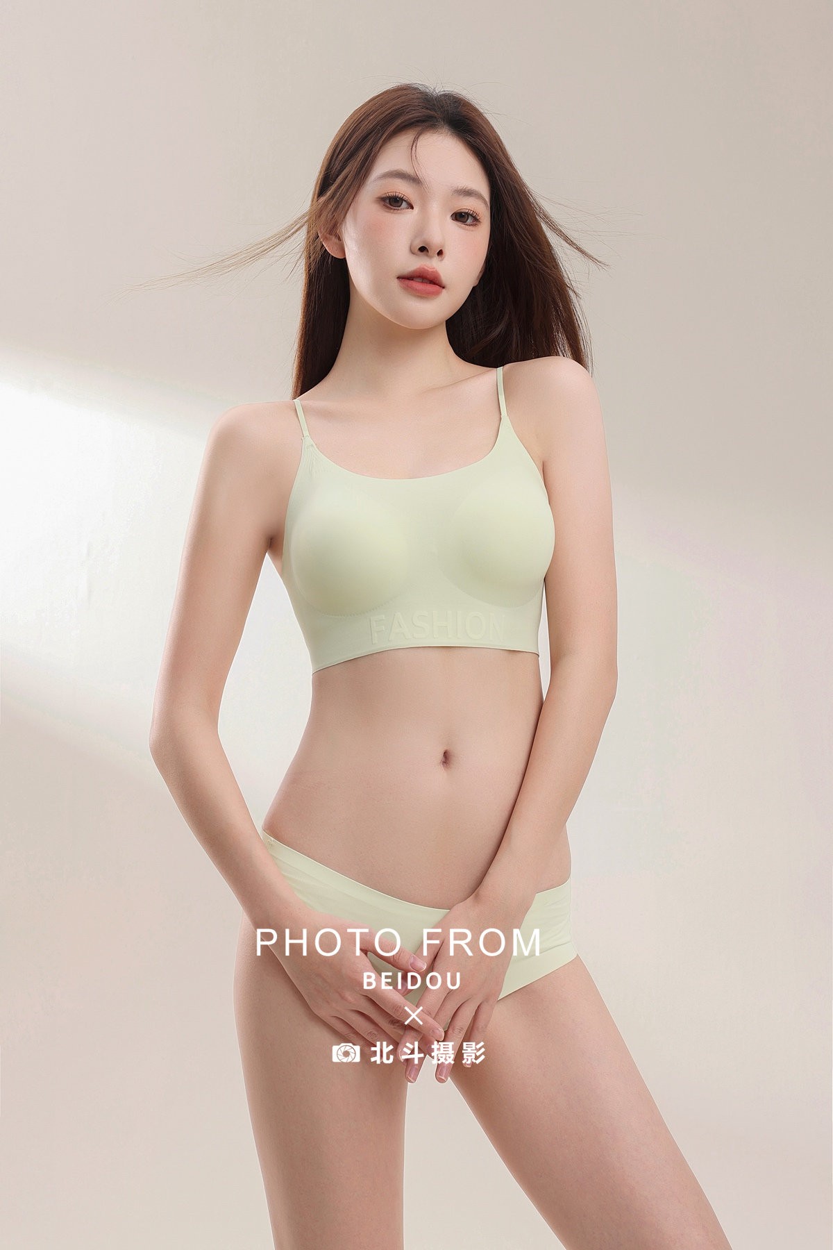 广州内衣摄影｜薄荷绿无痕内衣套装白棚｜北斗摄影 内衣拍摄案例｜广州电商摄影