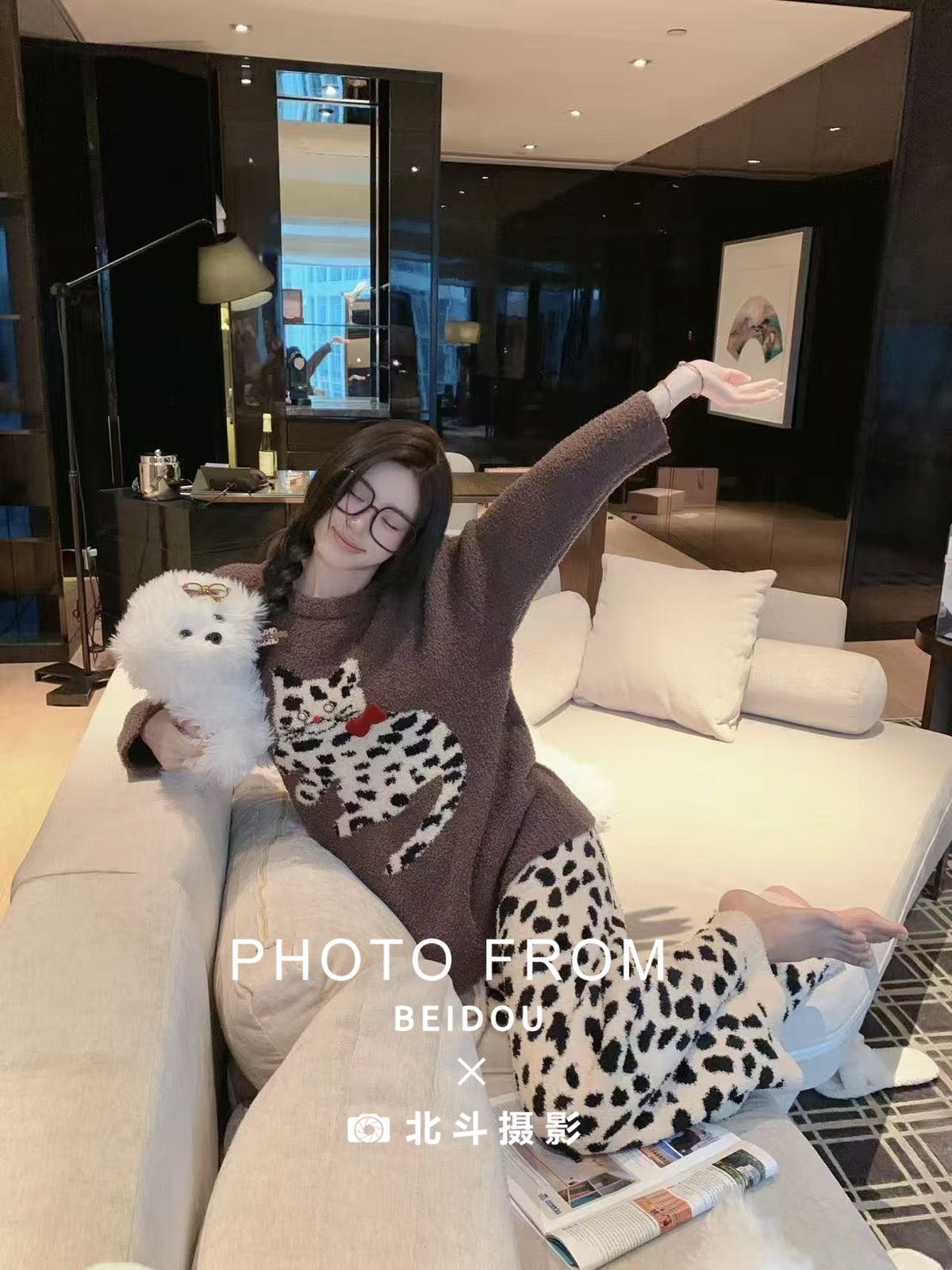 广州家居服模特丘丘 第1张